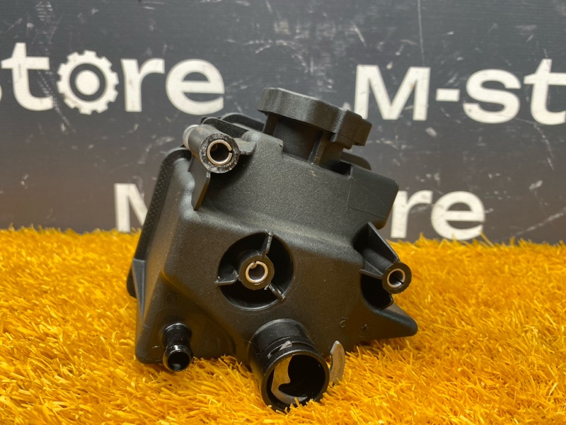 бачок гидроусилителя, 1000 рублей, Красноярск