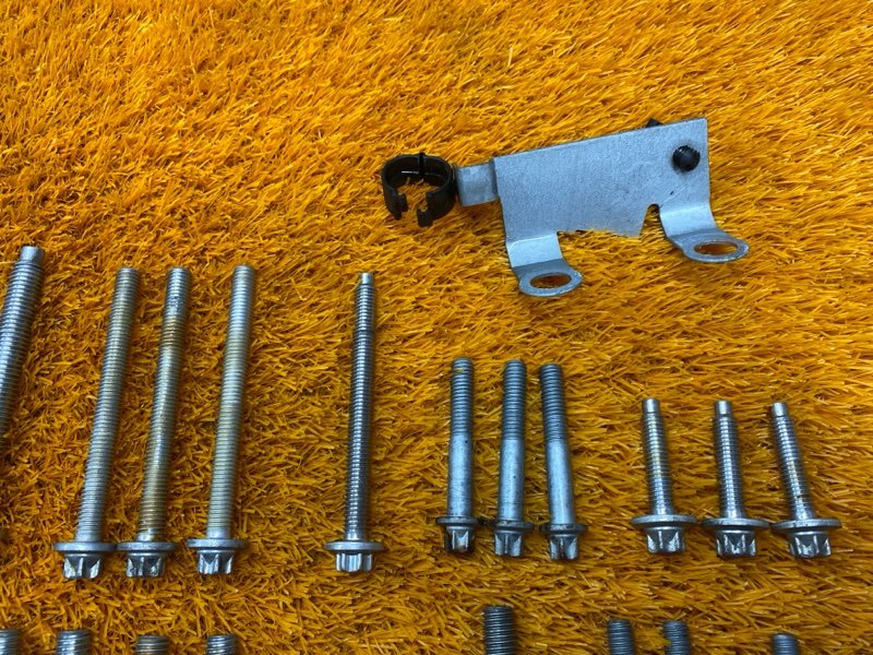 Болты и гайки ДВС, 780 рублей, Красноярск