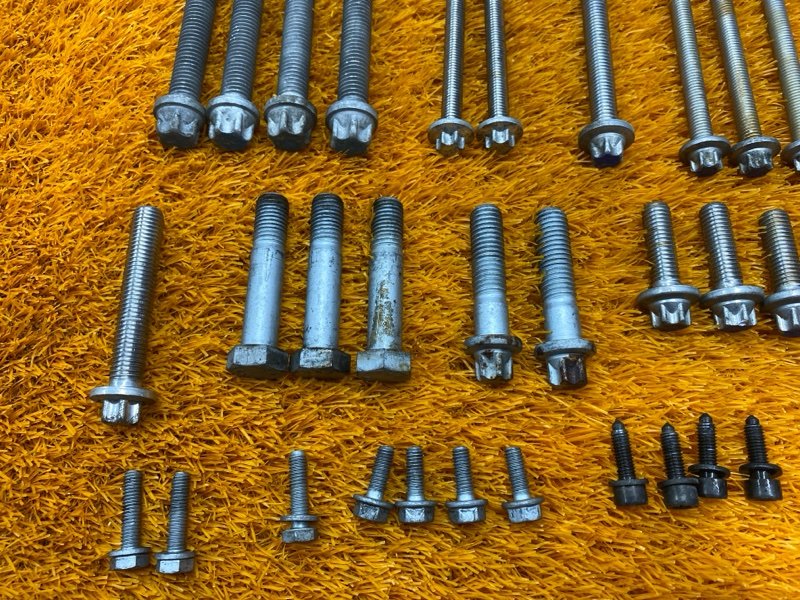 Болты и гайки ДВС, 780 рублей, Красноярск