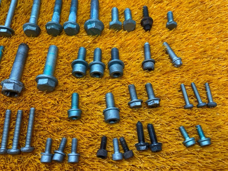 Болты и гайки ДВС, 1300 рублей, Красноярск