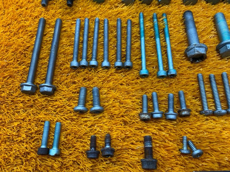 Болты и гайки ДВС, 1300 рублей, Красноярск