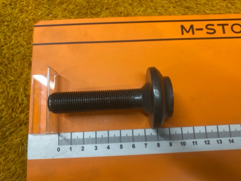 Болт привода, 200 рублей, Красноярск