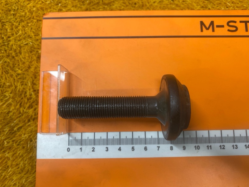 Болт привода, 200 рублей, Красноярск