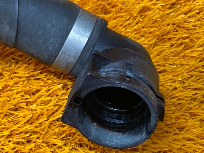 Патрубок системы охлаждения, 500 рублей, Красноярск