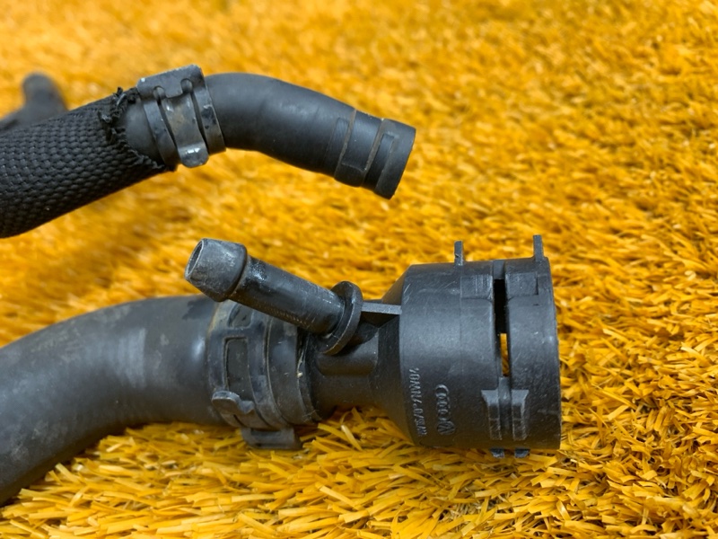 Патрубок системы охлаждения, 2000 рублей, Красноярск