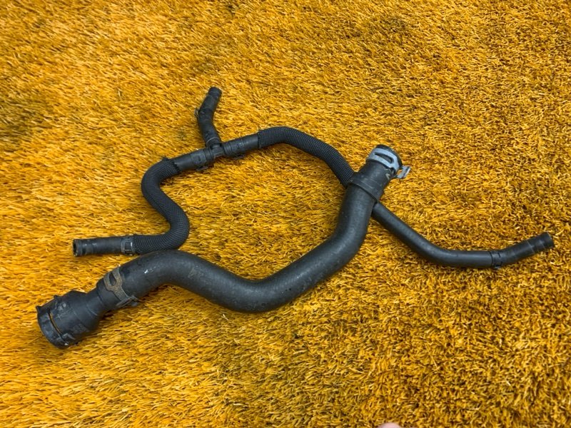 Патрубок системы охлаждения, 2000 рублей, Красноярск