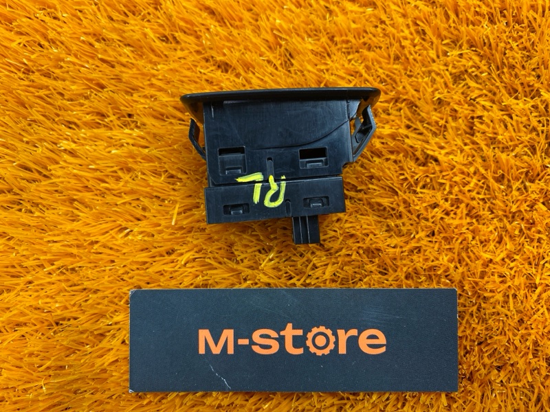 кнопка стеклоподъемника, 200 рублей, Красноярск