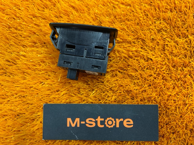 кнопка стеклоподъемника, 200 рублей, Красноярск