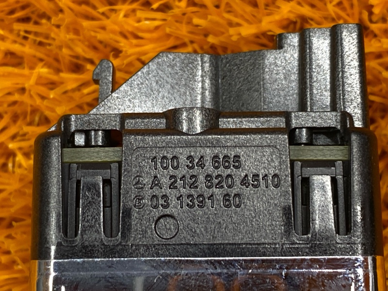 Кнопка открывания багажника, 400 рублей, Красноярск