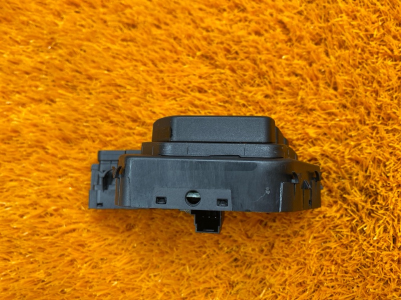 блок управления сиденьем, 1500 рублей, Красноярск