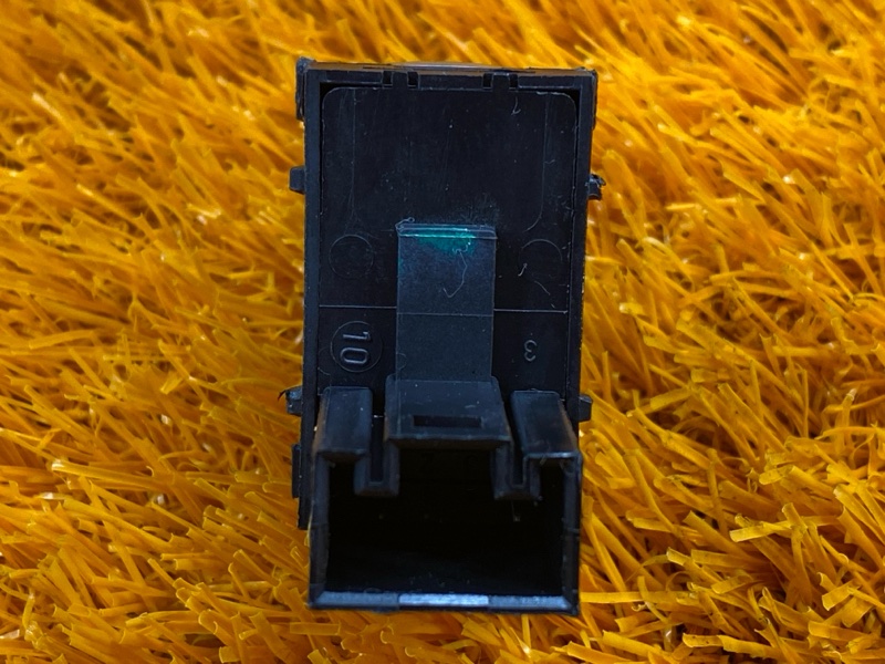 кнопка стеклоподъемника, 500 рублей, Красноярск