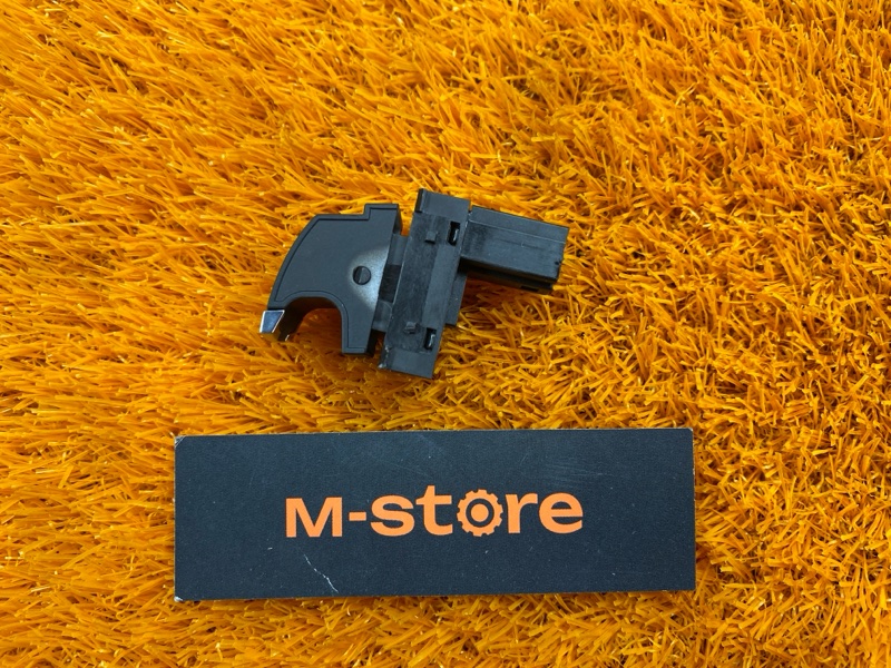 кнопка стеклоподъемника, 500 рублей, Красноярск