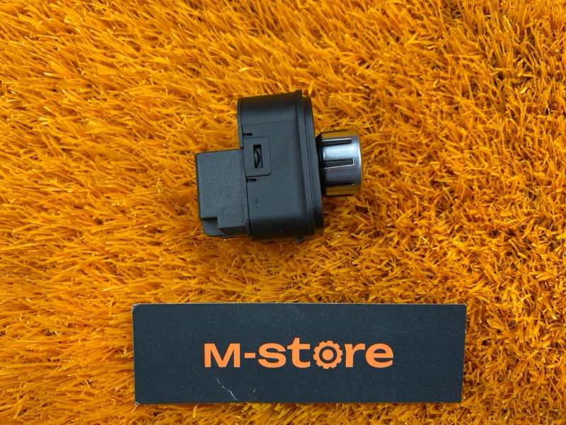 Кнопка регулировки зеркал, 1000 рублей, Красноярск