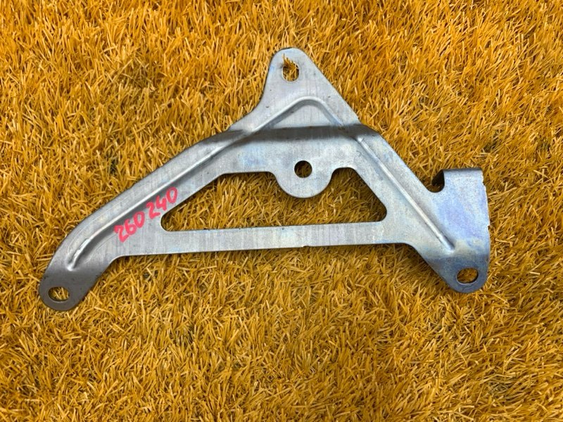 Кронштейн теплового экрана, 200 рублей, Красноярск