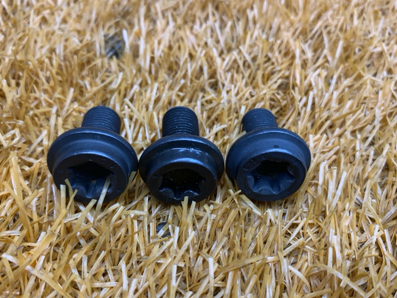 болт гидротрансформатора, 270 рублей, Красноярск