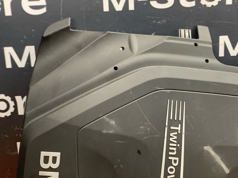 крышка двигателя, 1000 рублей, Красноярск