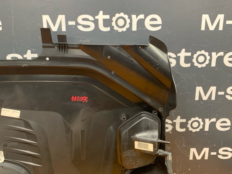 крышка двигателя, 1000 рублей, Красноярск