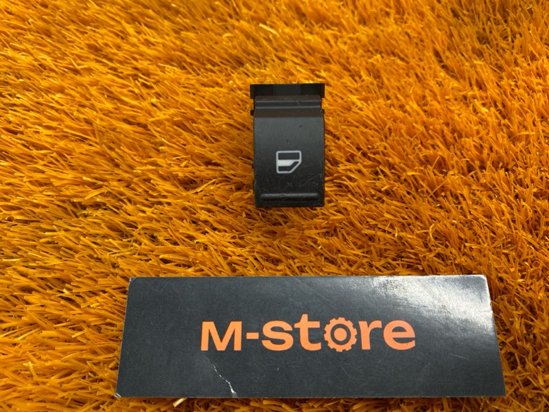 кнопка стеклоподъемника, 200 рублей, Красноярск