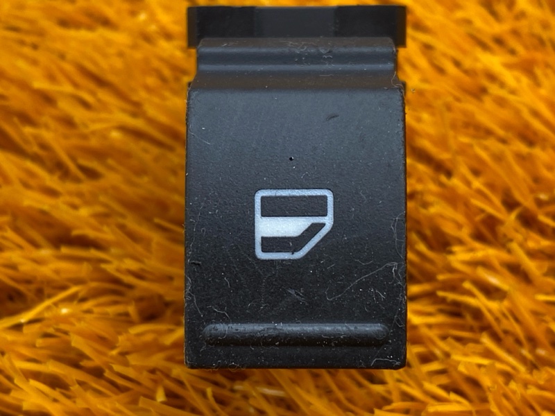 кнопка стеклоподъемника, 200 рублей, Красноярск