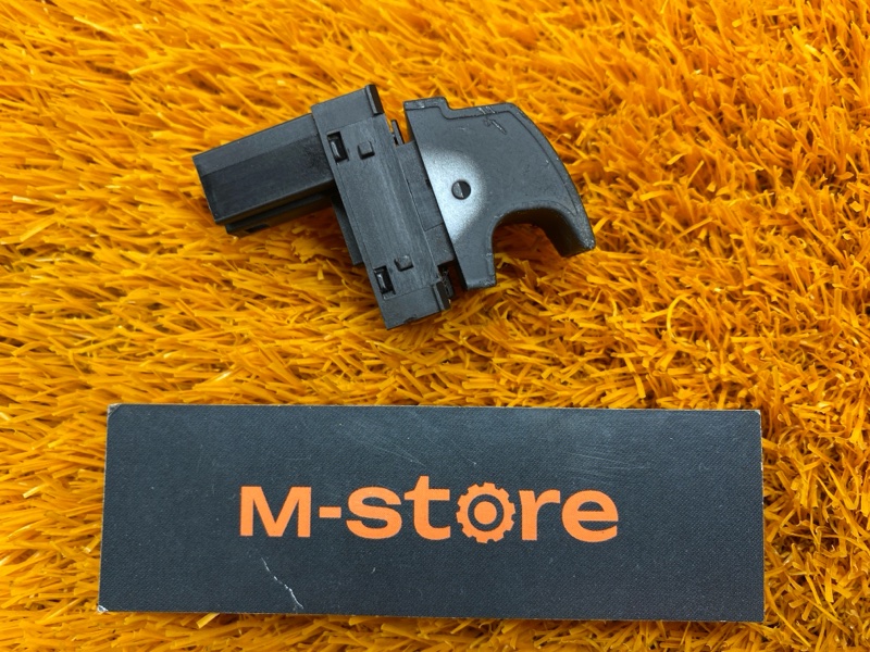 кнопка стеклоподъемника, 200 рублей, Красноярск