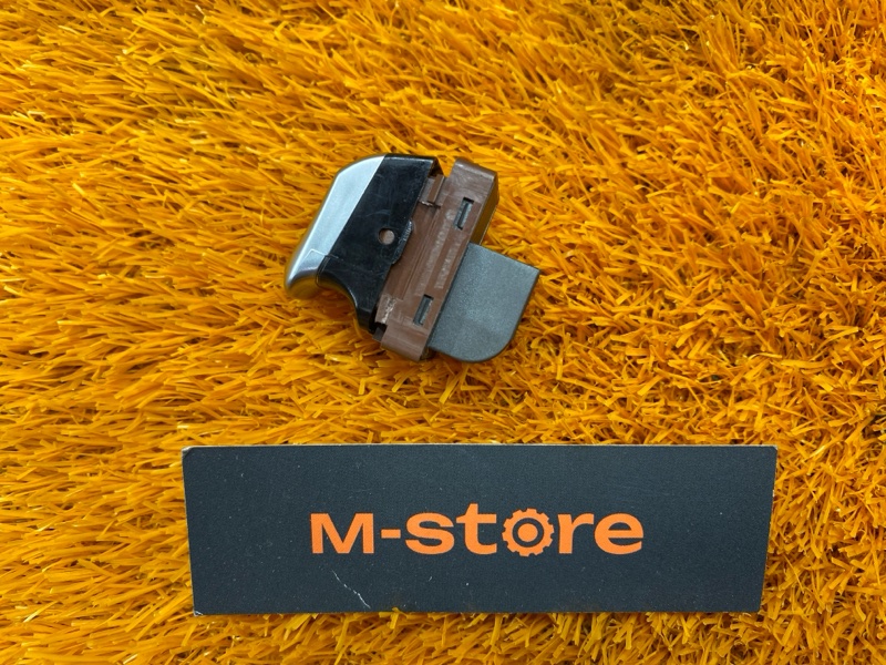 Кнопка открывания багажника, 500 рублей, Красноярск