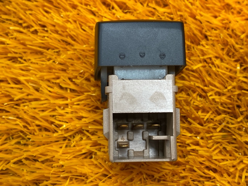 кнопка стеклоподъемника, 280 рублей, Красноярск