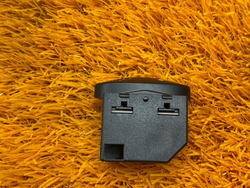 Кнопка центрального замка, 100 рублей, Красноярск