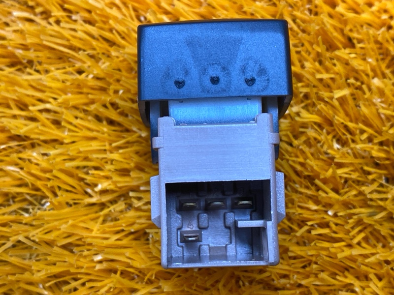 кнопка стеклоподъемника, 280 рублей, Красноярск