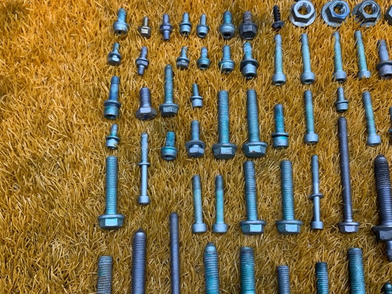 Болты и гайки ДВС, 1040 рублей, Красноярск