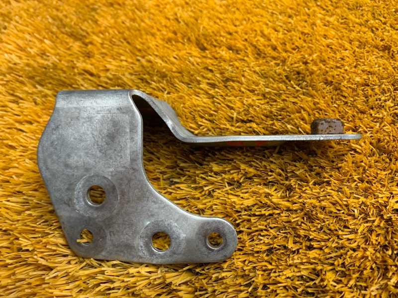 кронштейн глушителя, 440 рублей, Красноярск