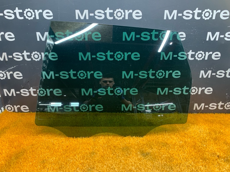 Стекло боковое, 1810 рублей, Красноярск