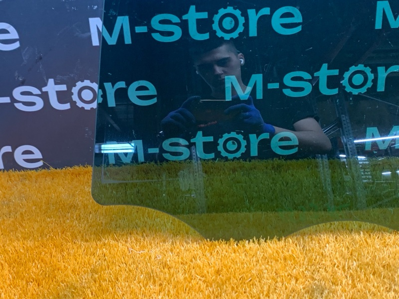 Стекло боковое, 1810 рублей, Красноярск