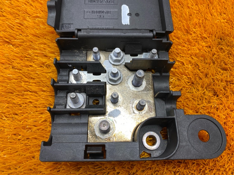 Клемма аккумулятора плюс, 440 рублей, Красноярск