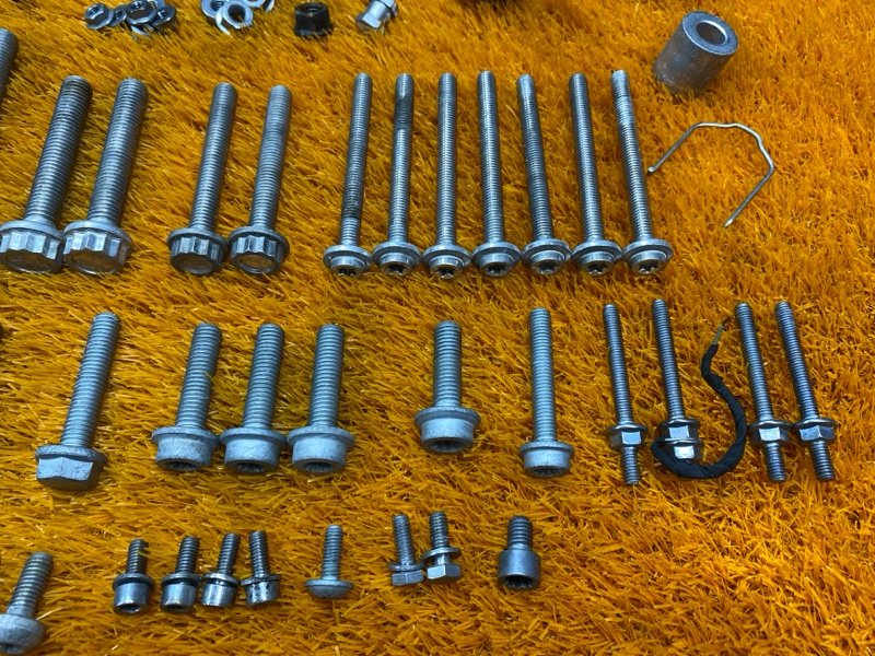 Болты и гайки ДВС, 700 рублей, Красноярск