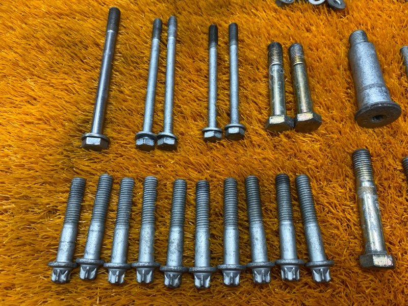 Болты и гайки ДВС, 870 рублей, Красноярск