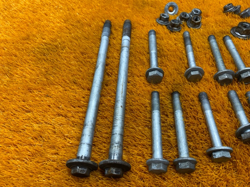 Болты и гайки задней подвески, 1040 рублей, Красноярск