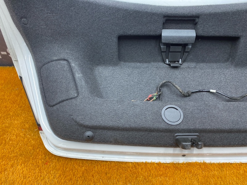 крышка багажника, 8300 рублей, Красноярск