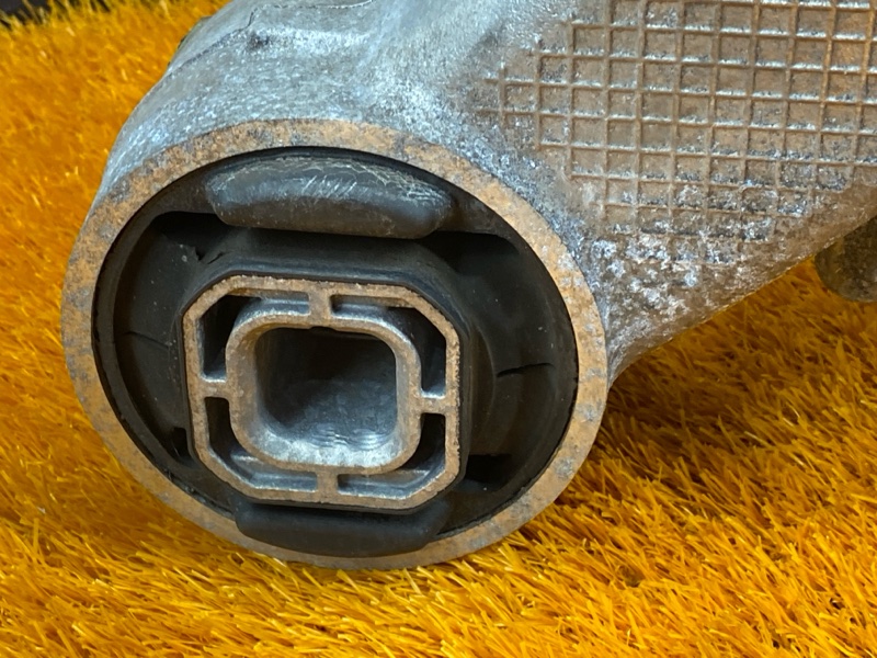 Балка поперечная (подрамник), 3050 рублей, Красноярск