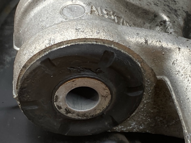 кулак поворотный, 1850 рублей, Красноярск