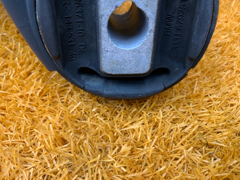 Балка поперечная (подрамник), 3690 рублей, Красноярск