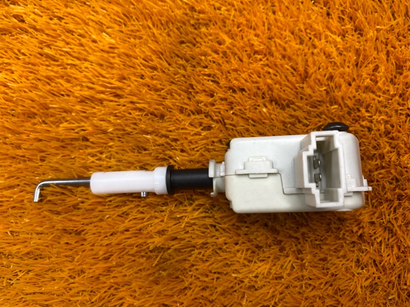 Активатор замка багажника, 910 рублей, Красноярск