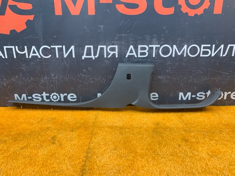 Накладка на порог салона, 460 рублей, Красноярск