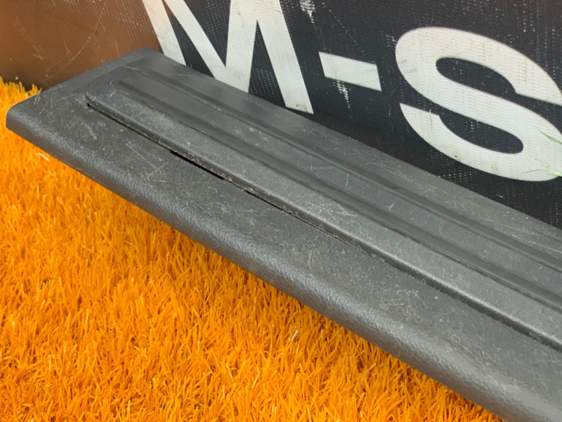 Накладка на порог салона, 460 рублей, Красноярск