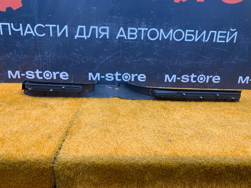 Накладка на порог салона, 460 рублей, Красноярск