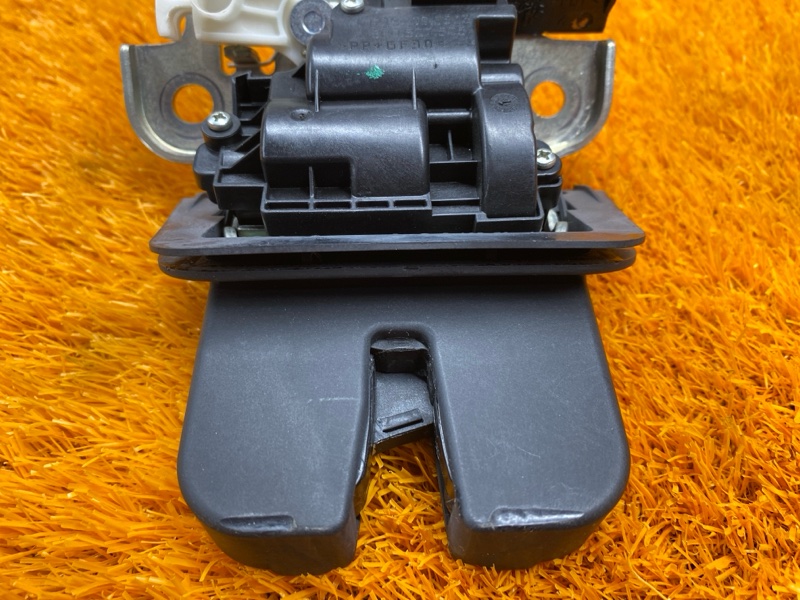 замок багажника, 1200 рублей, Красноярск