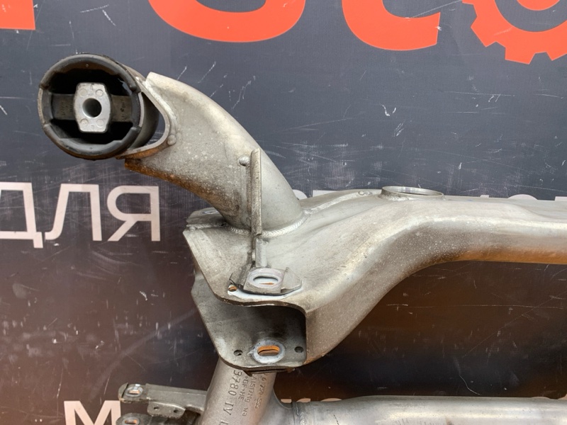 Балка поперечная (подрамник), 2500 рублей, Красноярск