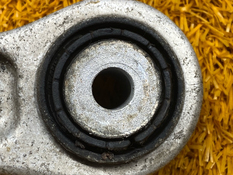 Рычаг подвески верхний, 470 рублей, Красноярск