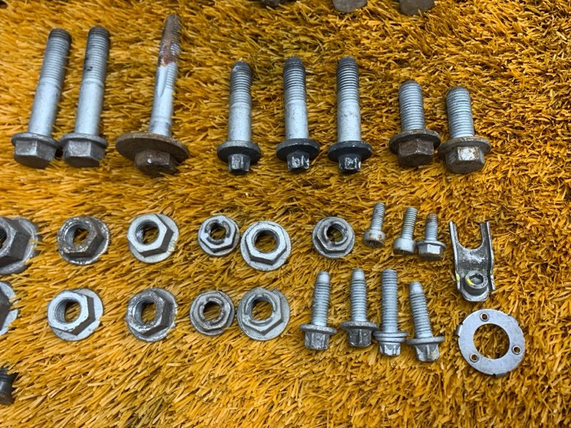 Болты и гайки задней подвески, 870 рублей, Красноярск