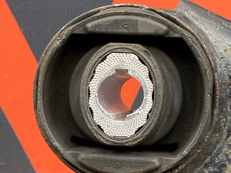 Балка поперечная (подрамник), 1850 рублей, Красноярск