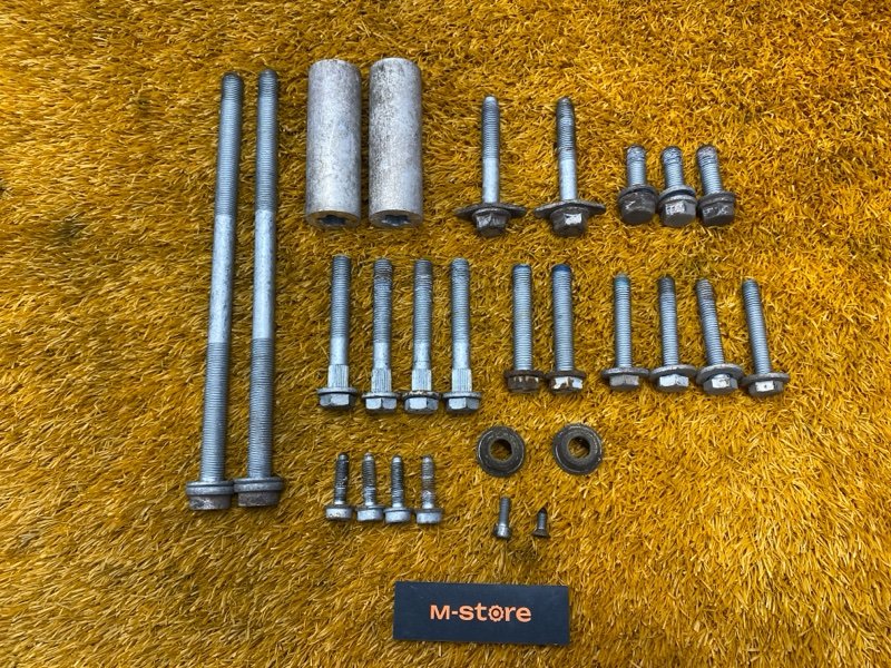 Болты и гайки задней подвески, 700 рублей, Красноярск